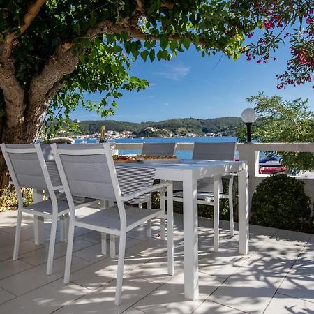 House Subic Apartment Supetarska Draga Bagian luar foto