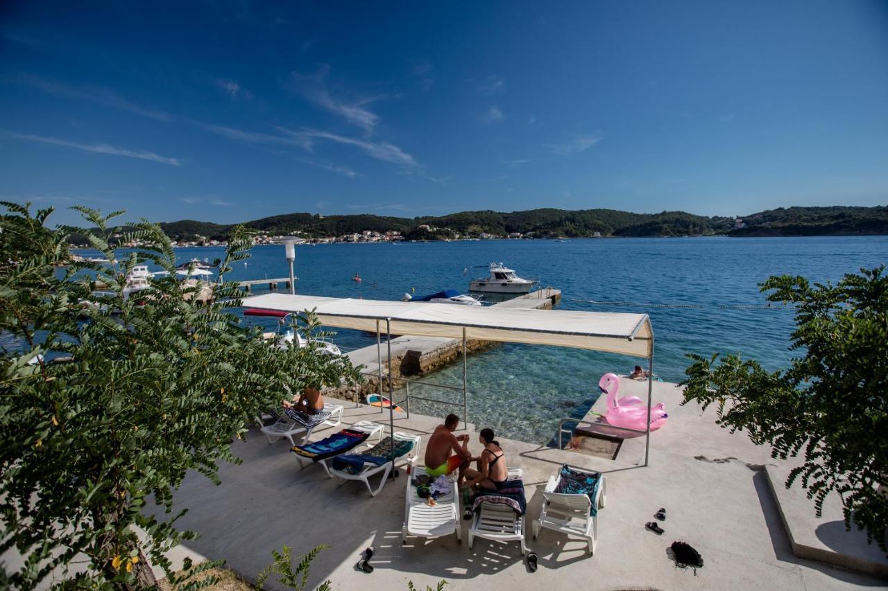 House Subic Apartment Supetarska Draga Bagian luar foto