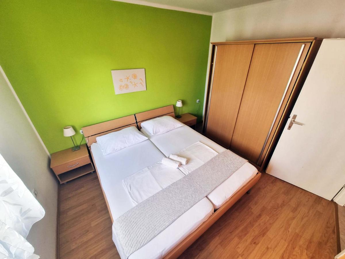 House Subic Apartment Supetarska Draga Bagian luar foto