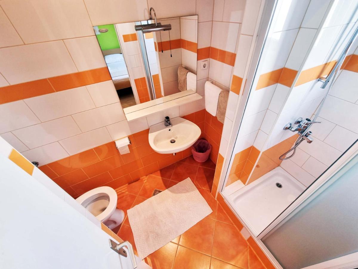 House Subic Apartment Supetarska Draga Bagian luar foto