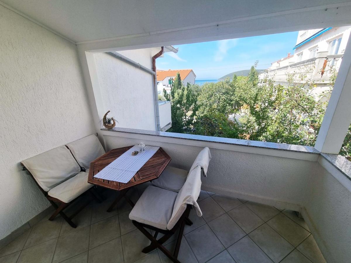 House Subic Apartment Supetarska Draga Bagian luar foto