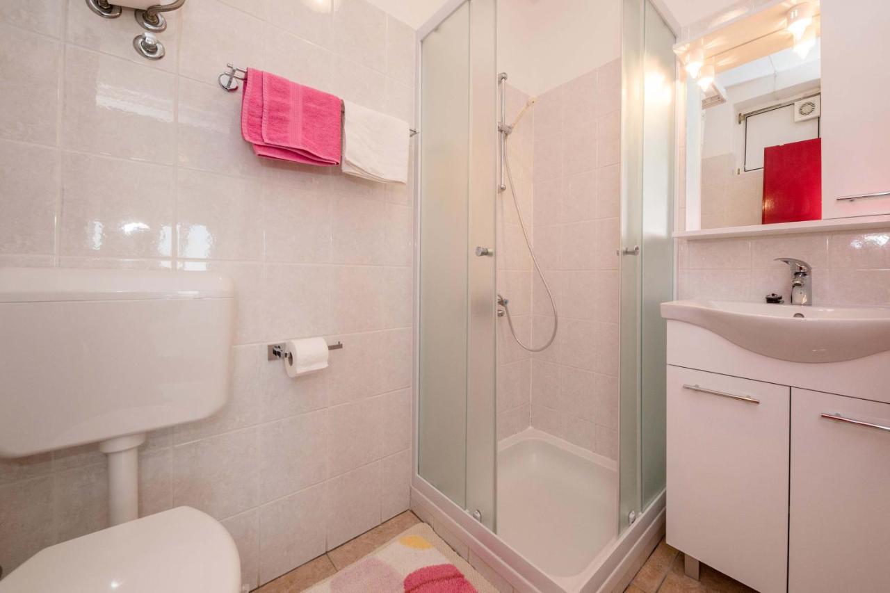 House Subic Apartment Supetarska Draga Bagian luar foto