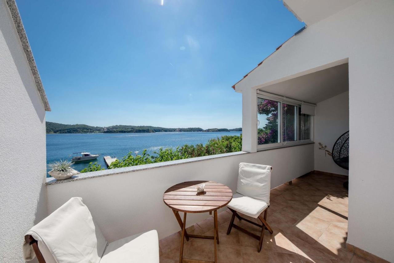 House Subic Apartment Supetarska Draga Bagian luar foto