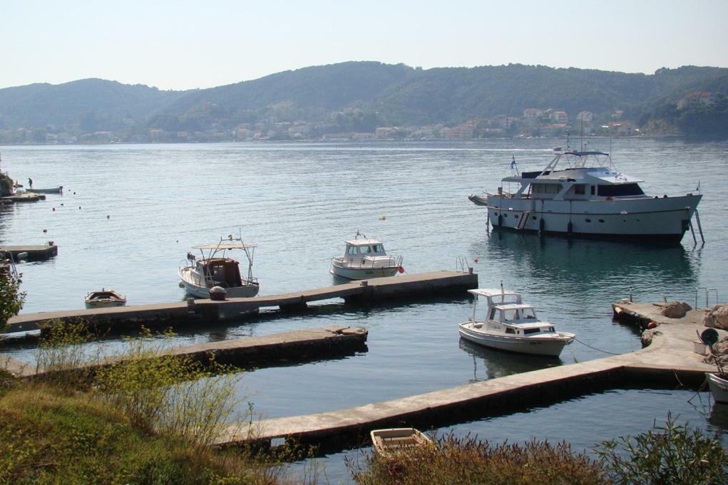 House Subic Apartment Supetarska Draga Bagian luar foto
