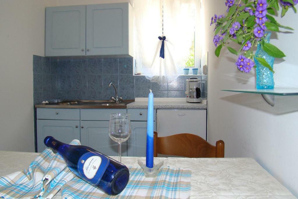 House Subic Apartment Supetarska Draga Bagian luar foto